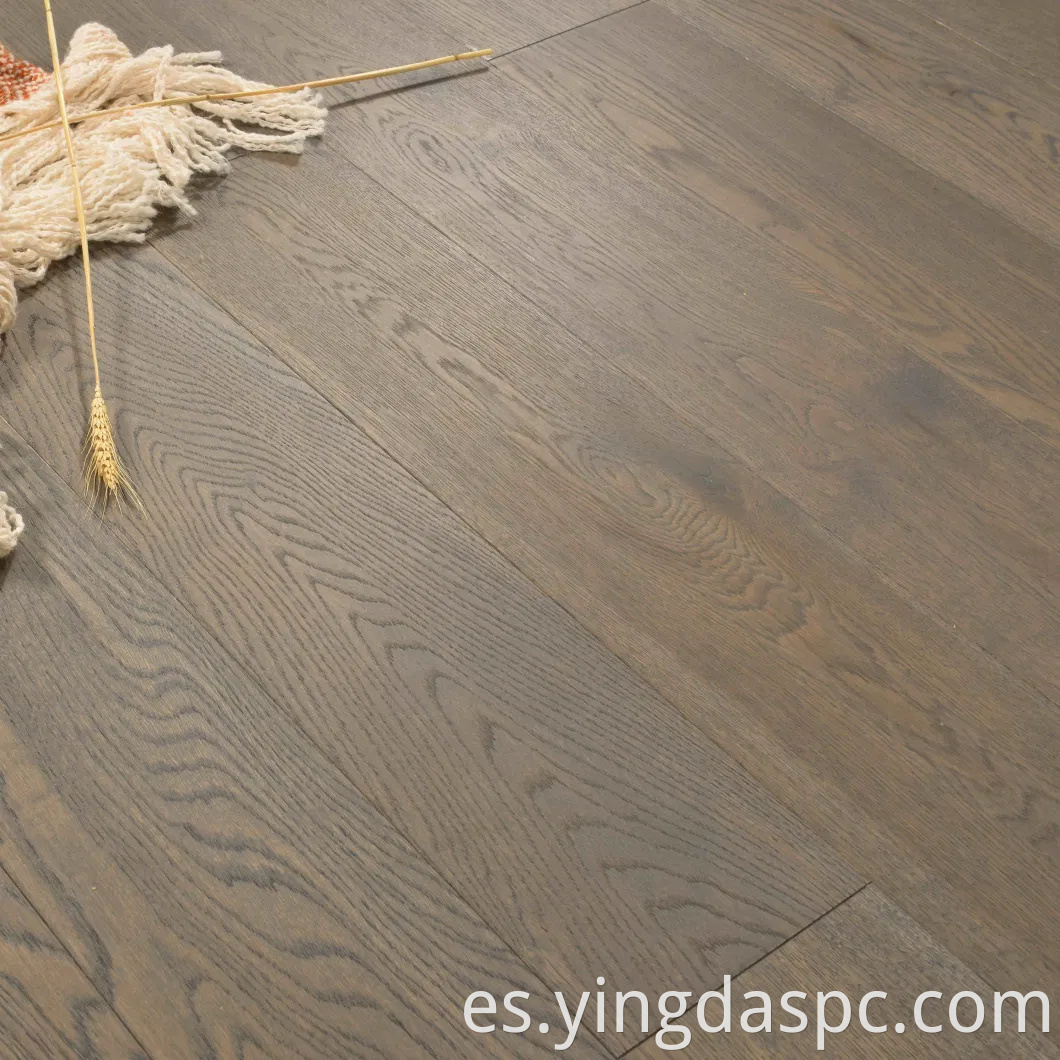 Piso de madera de parquet de madera de roble marrón oscuro resistente a la suciedad